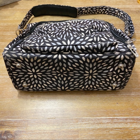 JU JU BE BFF Diaper Bag - Picture 5 of 9